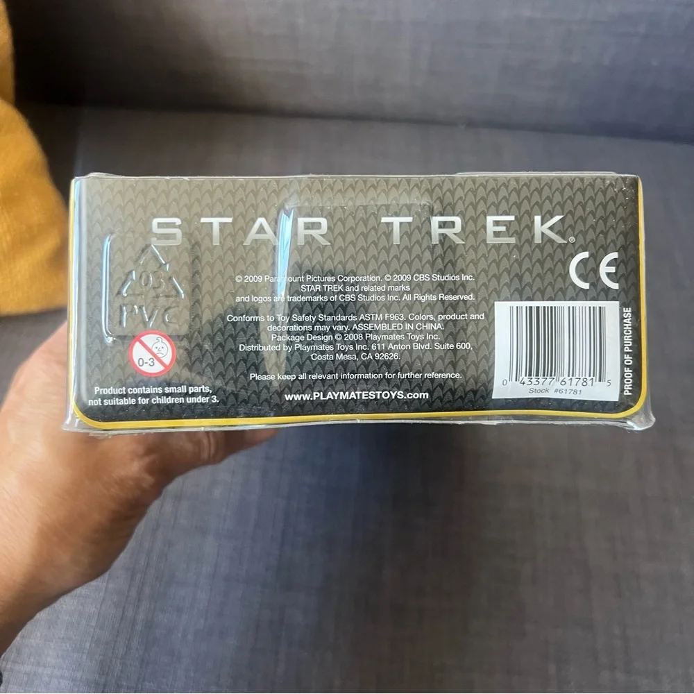 Star Trek Kirk figure Playmates #61750 New Galaxy Collection with access…